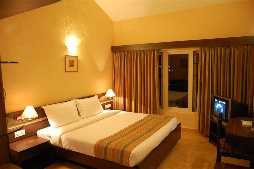 Green Pastures - A Hill Country Resort Kodaikanal Exteriör bild